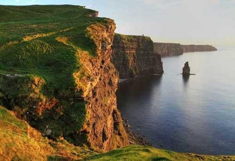 Cliffs Of Moher-Aillwee caves, Doolin & Poulnabrone Dolmen