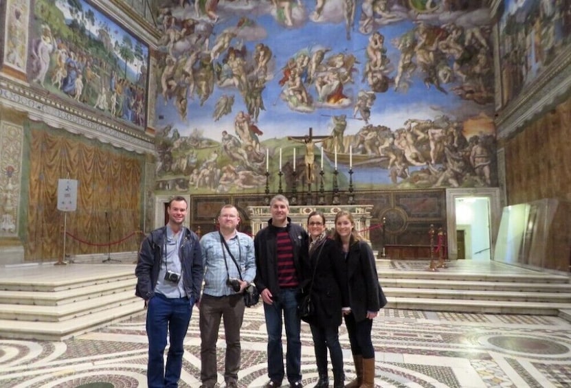 Express Early Entrance Sistine Chapel Small Group Tour