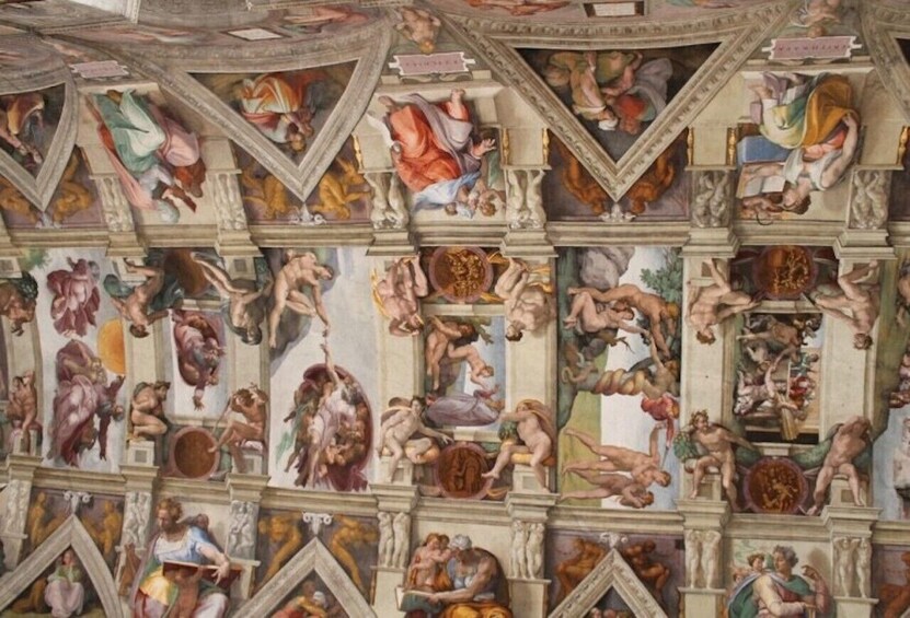 Express Early Entrance Sistine Chapel Small Group Tour