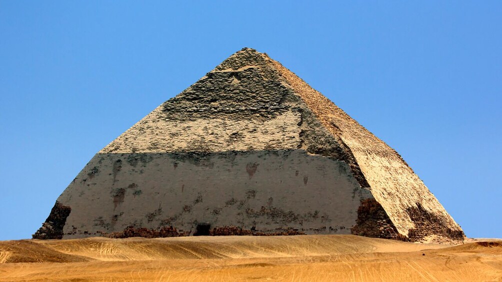 Private Tour Giza Pyramids, Memphis City, Dahshur & Sakkara