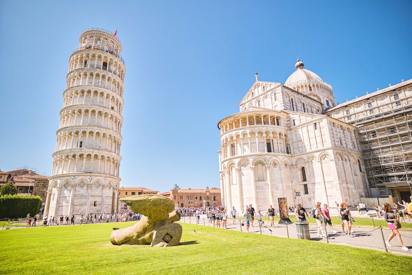 Pisa & the Leaning Tower Half Day Tour from Florence