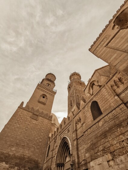 Private El-Moez Street and Khan Khalili Bazaar Include Lunch