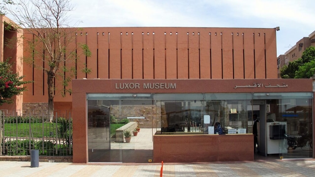 Half Day Tour Visit Luxor And Mummification Museums