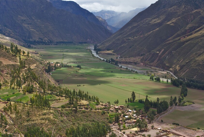 Premium Sacred Valley Tour: Chinchero, Moray & Ollantaytambo