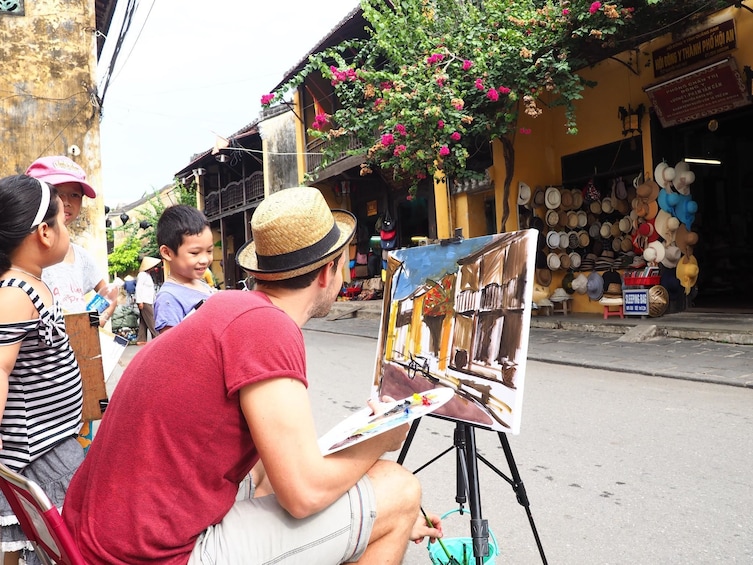 Group on a painting tour from Hoi An