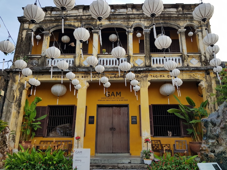 Gemstones Art Gallery in Hoi An 