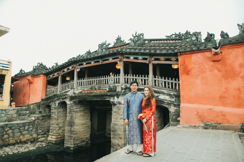 Half-day Hoi An Cyclo Tour in Vietnamese Traditional Ao Dai