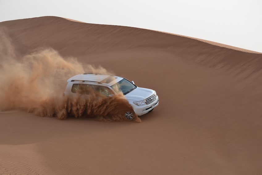 4X4 Desert Safari Dubai with Dune Bashing