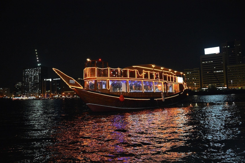 Dubai Creek Dinner Cruise With Transfers From Dubai