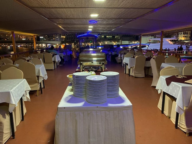 Dubai Marina Cruise With Dinner & Roundtrip Transfer