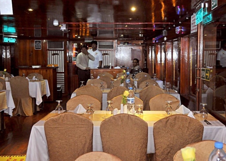 Dubai Marina Cruise With Dinner & Roundtrip Transfer