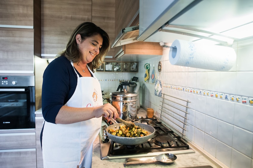 Private cooking class at a Cesarina's home in Venice