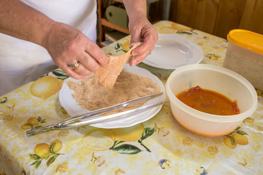 Private cooking class at a Cesarina's home in Arezzo