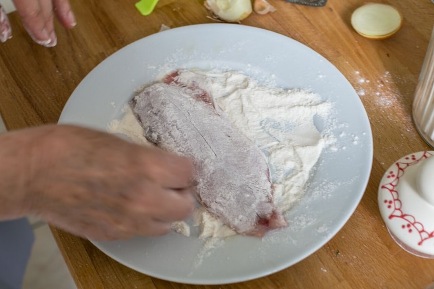 Private cooking class at a local's home in Asti