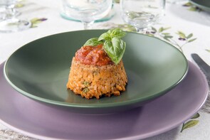 Private Market tour + 4-course Meal in local home in Catania