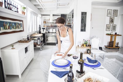 Visita al mercado local y cena en la casa de un lugareño en Lecce