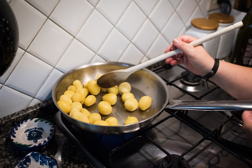 Private cooking class at a local's home in Montepulciano