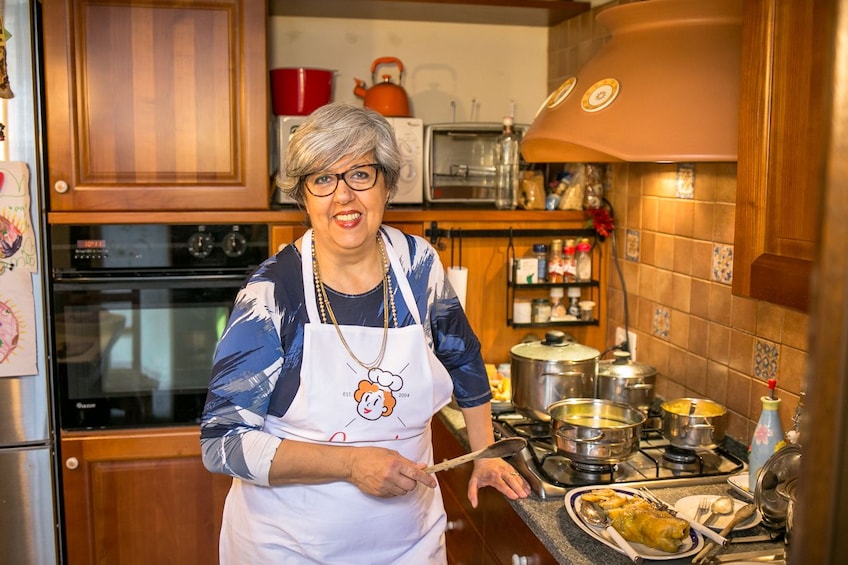 Private cooking class at a Cesarina's home in Modena