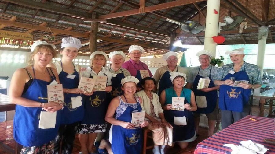 Baan Hongnual Cookery Session and Market Visit with Lunch