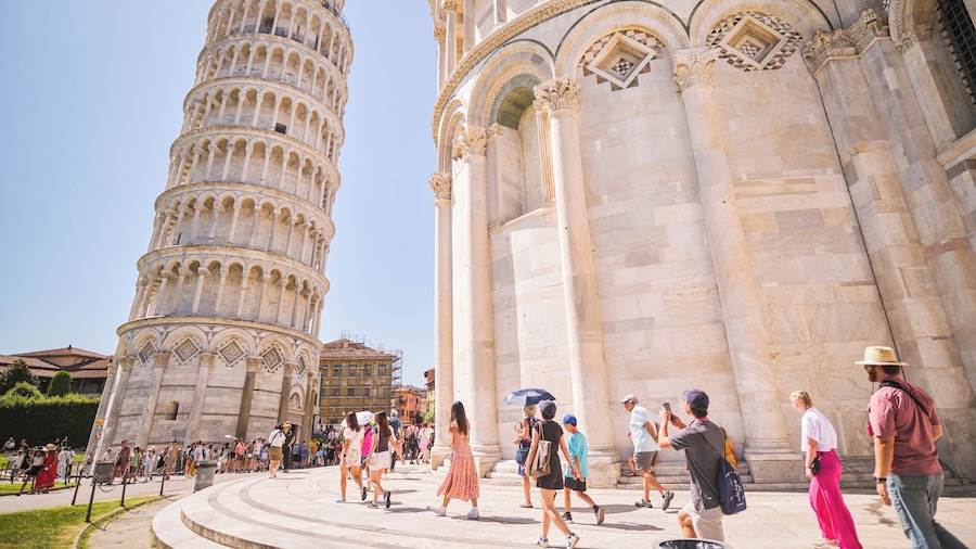 Pisa and Piazza dei Miracoli Half Day Tour from Florence