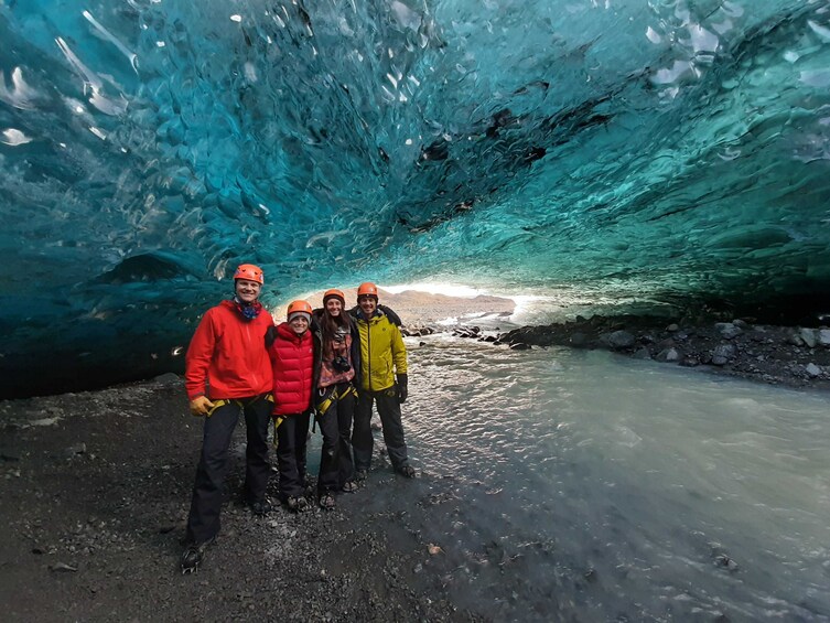 Natural Crystal Ice Cave - Super Jeep from Jökulsárlón