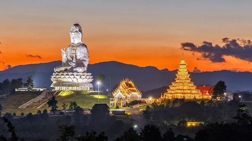 Chiang Rai City & Temples Tour