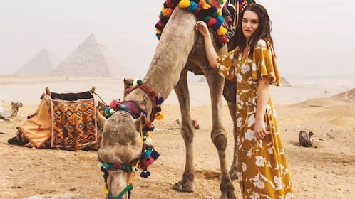 Promenade privée à dos de chameau ou à cheval autour des pyramides
