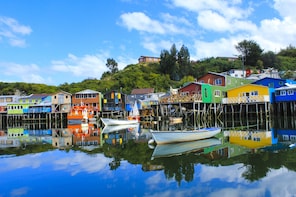 Chiloe Island: Castro & Dalcahue
