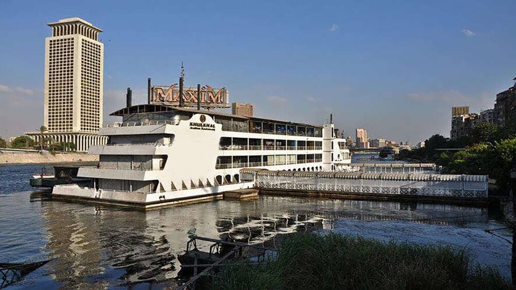 Cairo Nile Dinner Cruise and Show _Maxim cruise