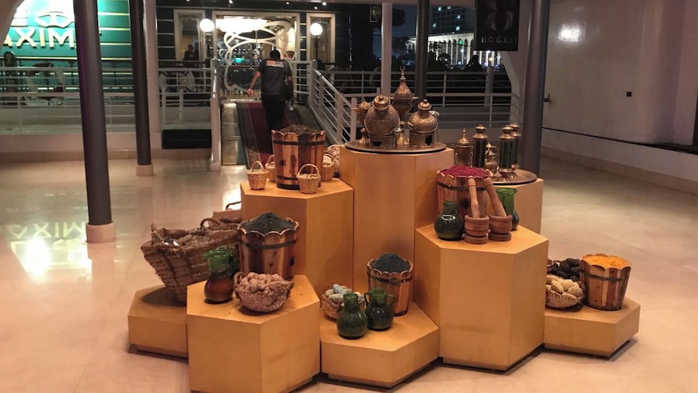 Cairo Dinner Cruise: Luxurious Nile Maxim, Dance & Tanoura.