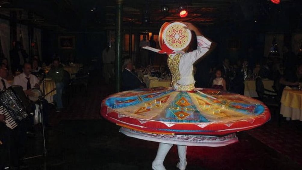 Cairo Dinner Cruise: Luxurious Nile Maxim, Dance & Tanoura.