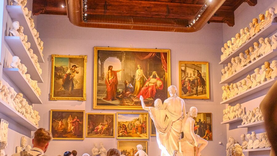 Best of Florence walking tour and Accademia Gallery - monolingual tour