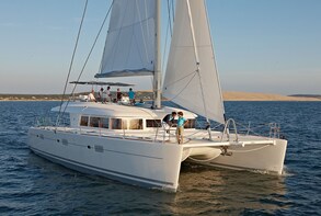 Premium Baa&Raa Maldives 11 days catamaran cruise, inc. food