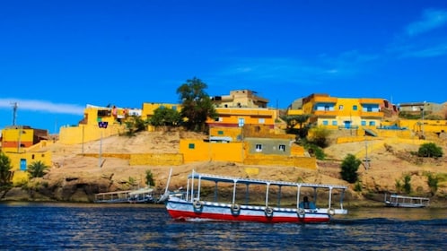 Private Tour to Nubian Village by Motorboat