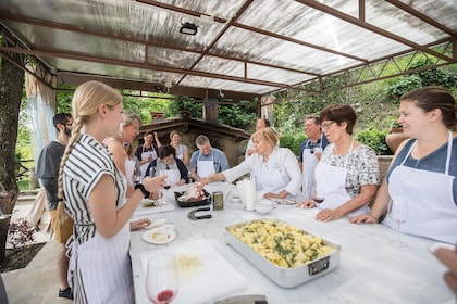 Matlagningskurs på en bondgård i Toscana