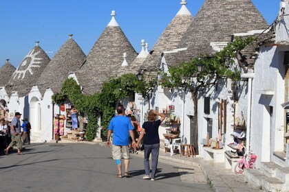 Alberobello Walking Tour: A Journey Through Trulli Time
