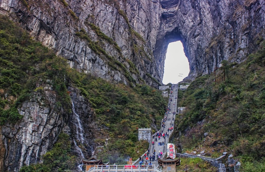 Tianmen Mountain and Glass Skywalk in Zhangjiajie Park