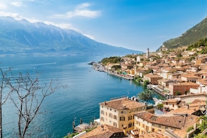 Lake Garda full-day guided tour!