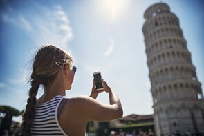 Day Trip from Florence to Pisa: Leaning Tower & Winery Lunch