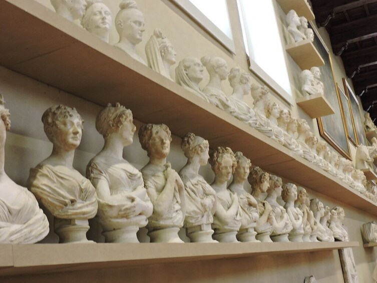  Skip the Line Accademia Gallery Tour