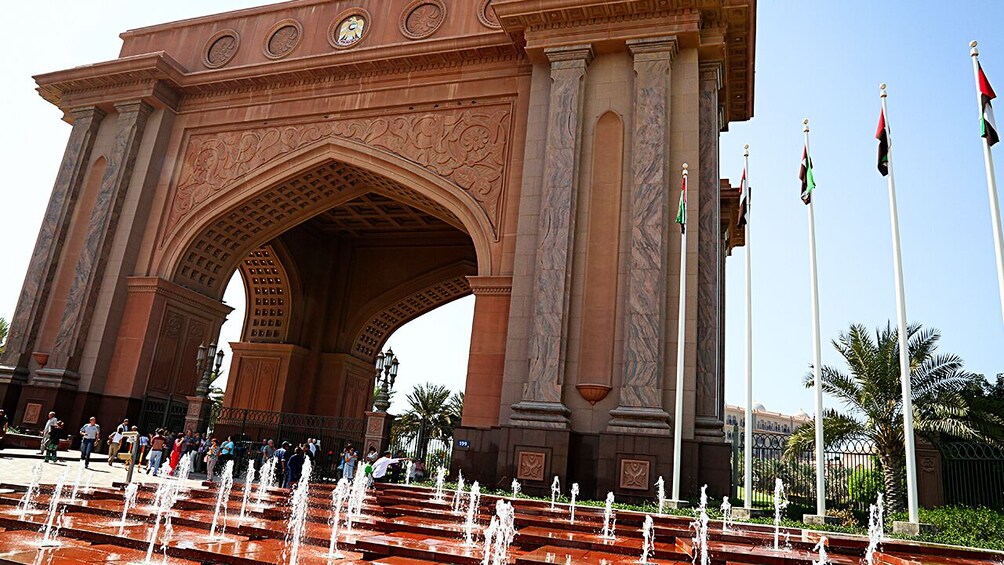 Premium Abu Dhabi Day Trip with Lunch from Dubai