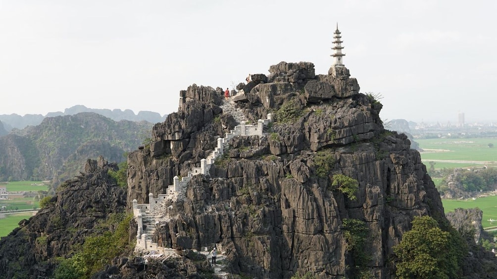 Full Day to Tuyet Tinh Coc - Tam Coc - Mua Cave