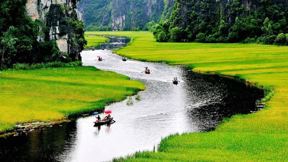 Full Day to Tuyet Tinh Coc - Tam Coc - Mua Cave