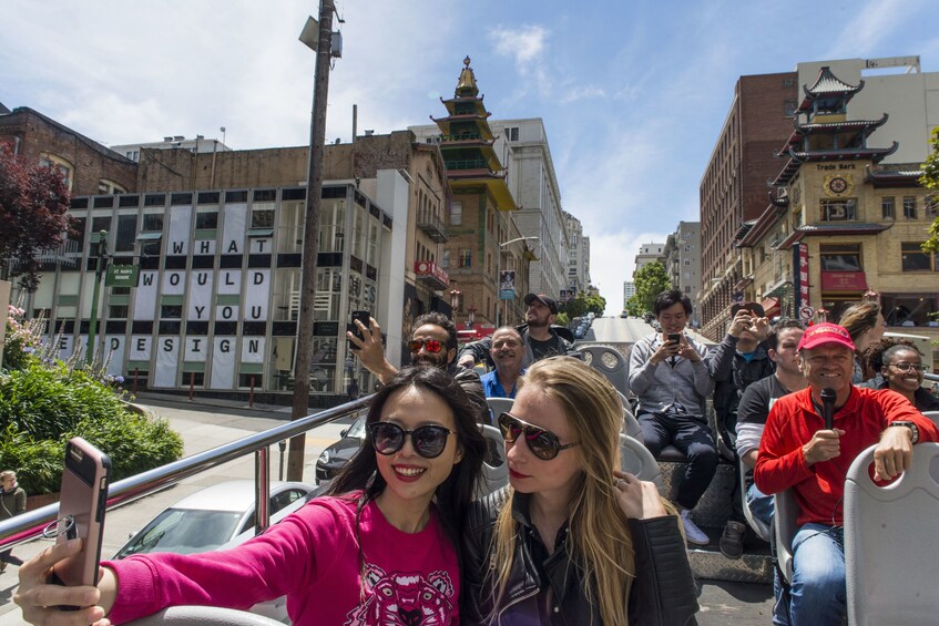 Bus and Boat Adventure (City Tour & Bay Cruise)