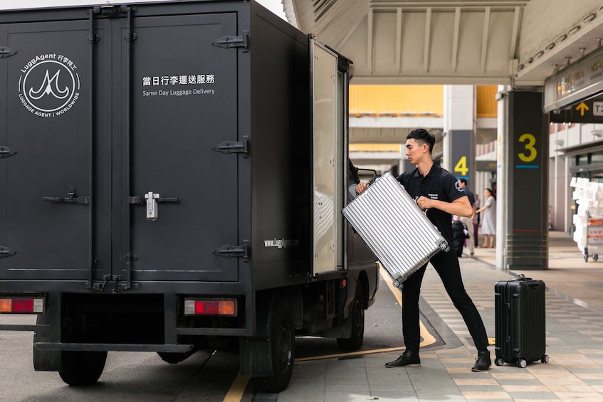 Kyoto Airport Same Day Luggage Services