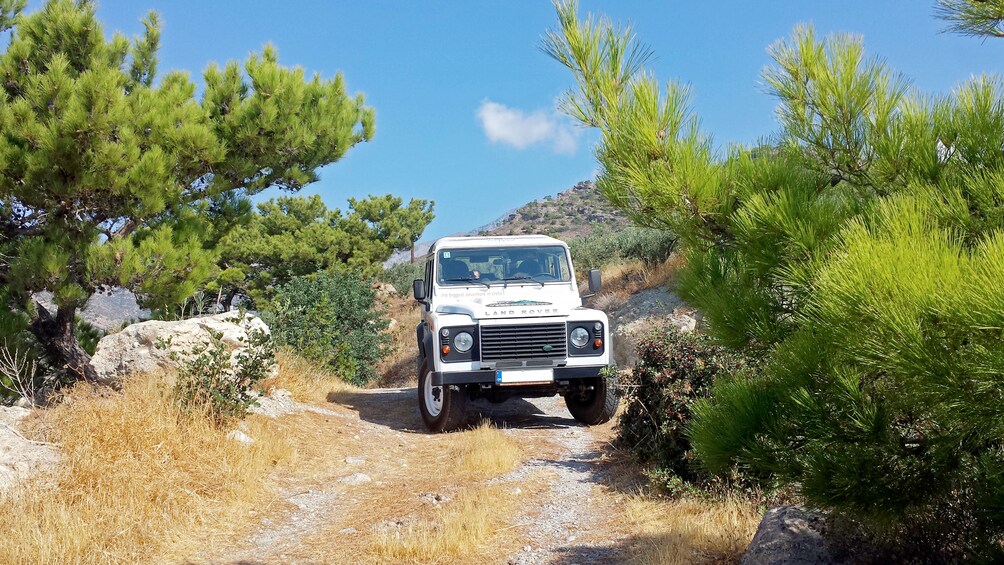 Land Rover on a journey in Preveli