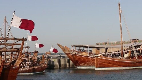 Qatar Dhow Cruise with corniche walk 