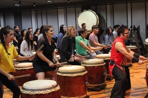 Taiko Traditional Japanese Drumming Experience in Aoyama