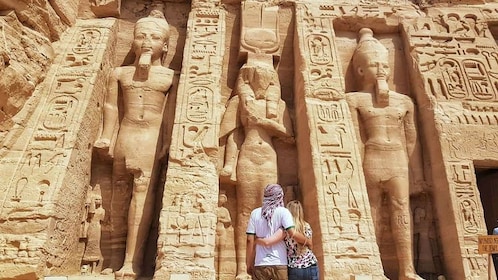 Paket 12 Hari ke Piramida, Luxor Ke Aswan Nile Cruise & Hurghada-Private