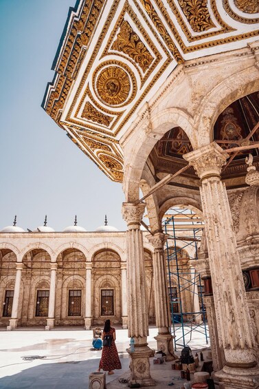 Package12 Days to Cairo, Pyramids, Luxor and Aswan Nile Cruise & Petra Tour
